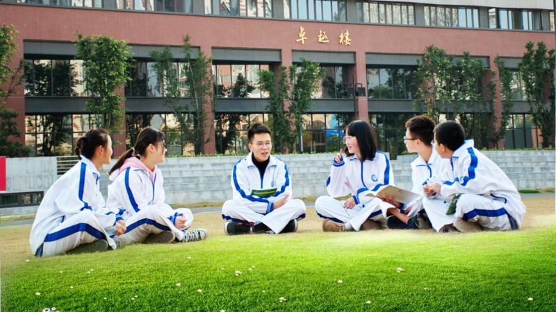 电子加工定制材质选择：揭秘关键因素与误区